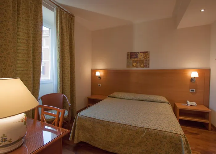 Laurentia 3* Рим