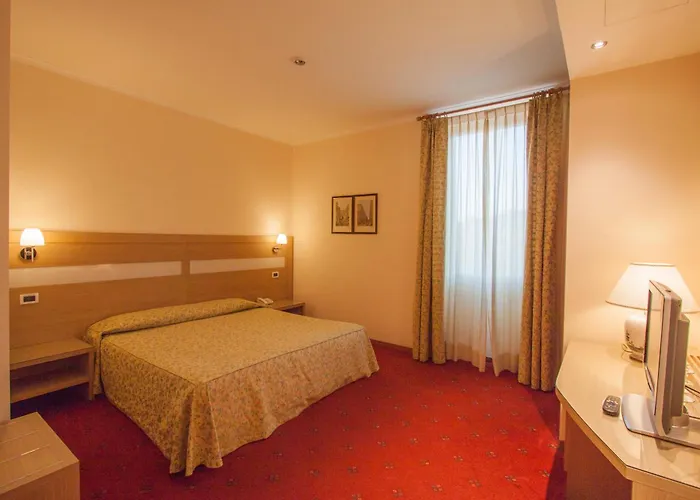 Laurentia 3* Рим